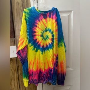 Women’s Tie Dye Long sleeve shirt